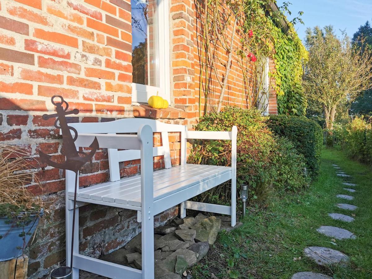 Ferienglueck An Der Nordsee Buche Deine Erdgeschoss-Ferienwohnung Mit Kamin Terrasse Und Eingezaeuntem Garten Fuer Unvergessliche Auszeiten Altfunnixsiel Экстерьер фото