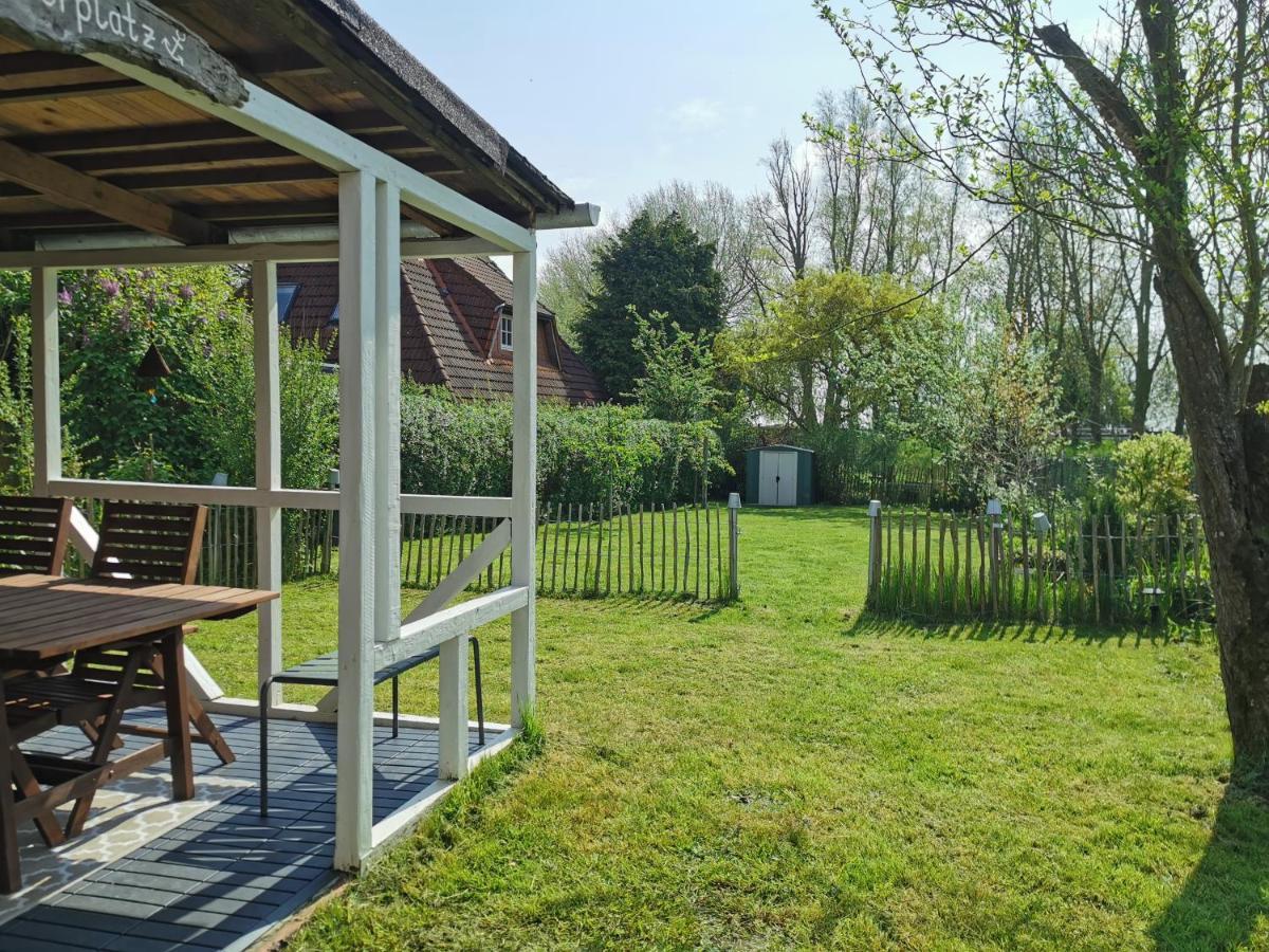 Ferienglueck An Der Nordsee Buche Deine Erdgeschoss-Ferienwohnung Mit Kamin Terrasse Und Eingezaeuntem Garten Fuer Unvergessliche Auszeiten Altfunnixsiel Экстерьер фото