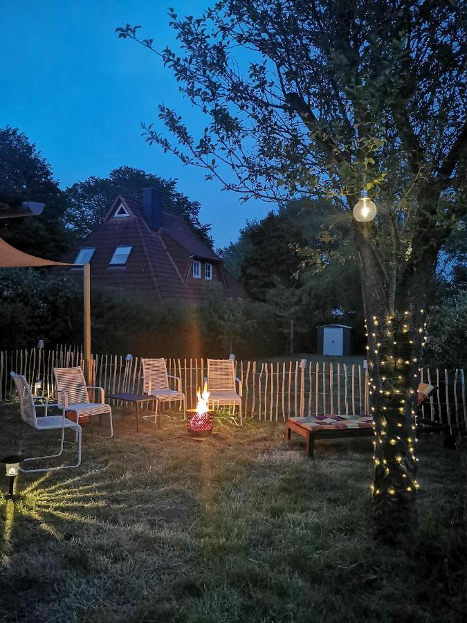 Ferienglueck An Der Nordsee Buche Deine Erdgeschoss-Ferienwohnung Mit Kamin Terrasse Und Eingezaeuntem Garten Fuer Unvergessliche Auszeiten Altfunnixsiel Экстерьер фото