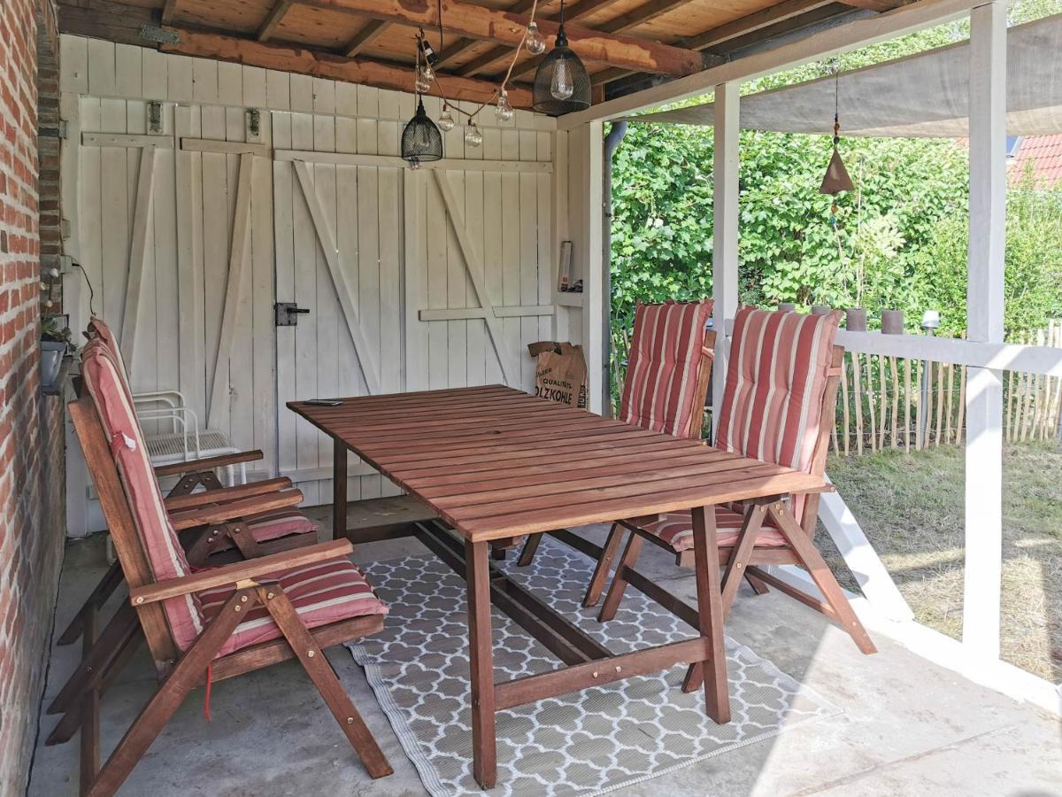 Ferienglueck An Der Nordsee Buche Deine Erdgeschoss-Ferienwohnung Mit Kamin Terrasse Und Eingezaeuntem Garten Fuer Unvergessliche Auszeiten Altfunnixsiel Экстерьер фото